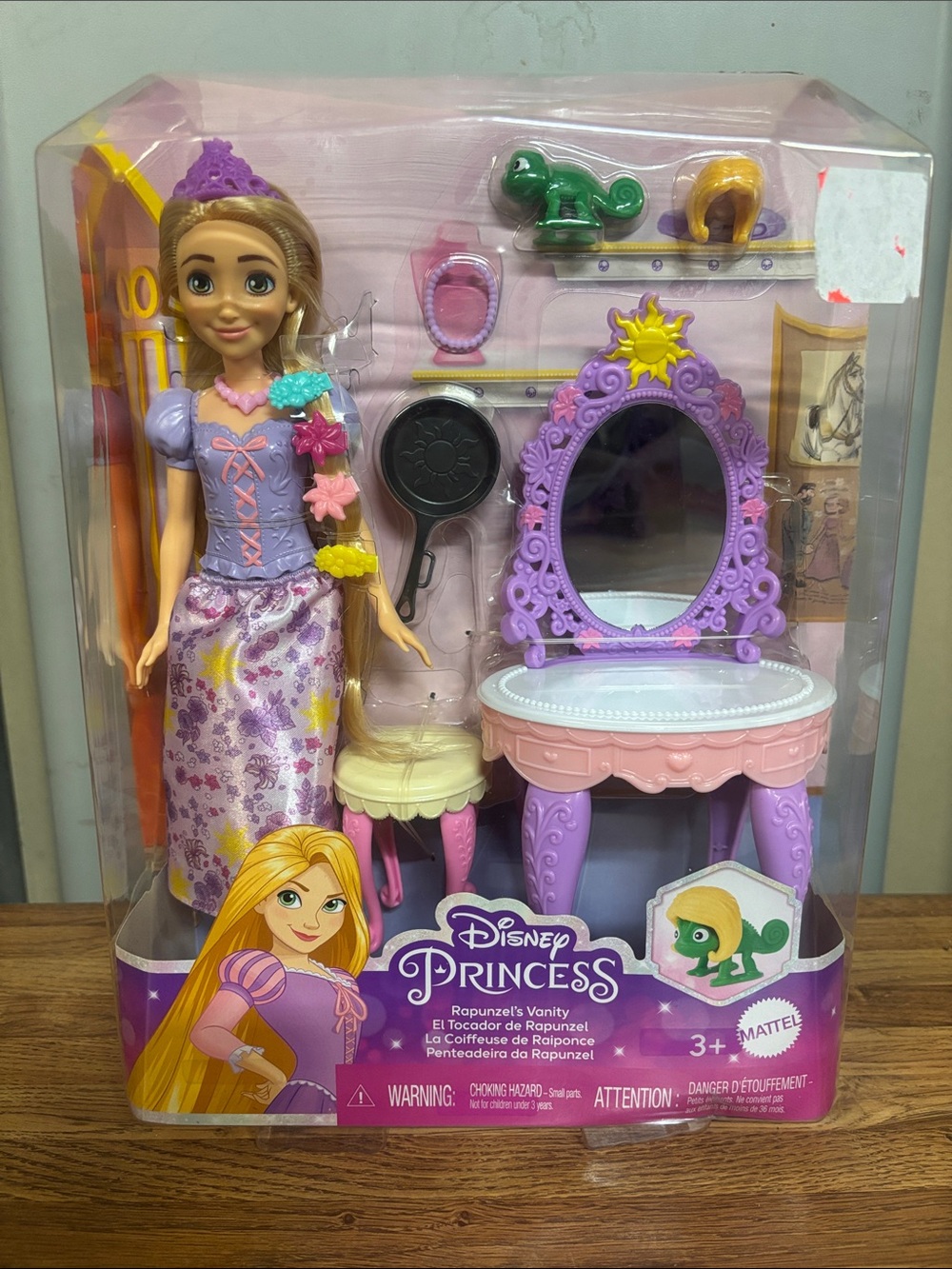 Disney Rapunzel Purple and Pink Styling Vanity Playset with Doll